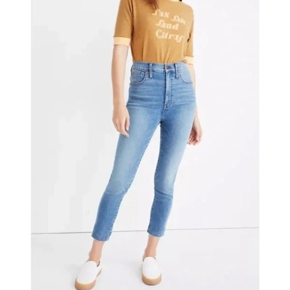 Madewell Denim - Madewell 11" High Rise Skinny Crop Light Wash Size‎ 19 Casual